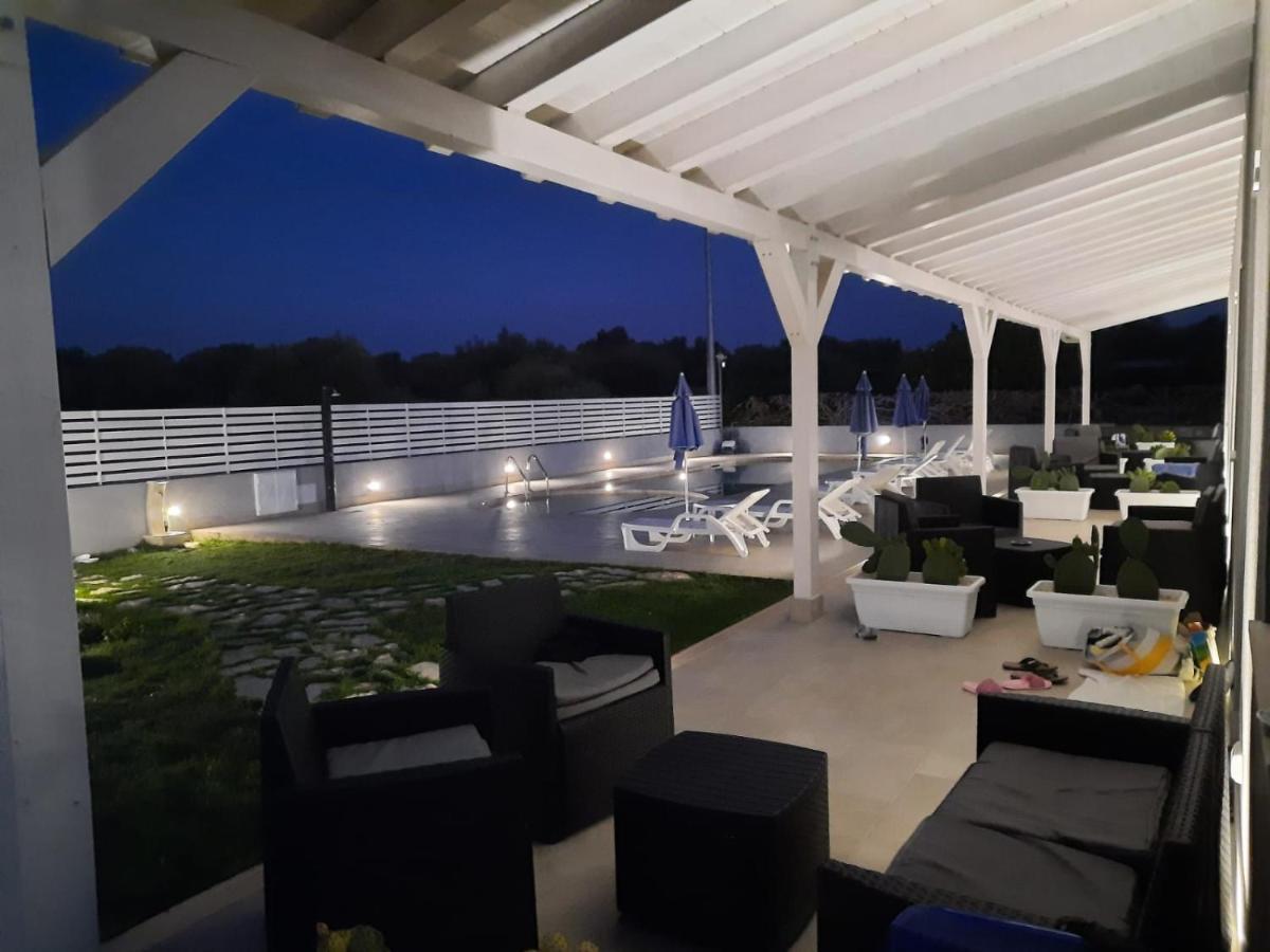 Perladelmare Aparthotel อาโวลา ภายนอก รูปภาพ